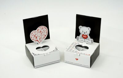 バレンタインPoppyBox／チョコレート | 飛び出すパッケージ「PoppyBox」