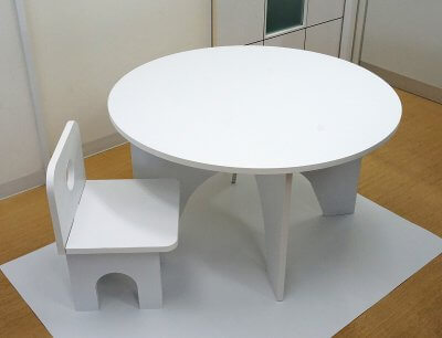 子供用テーブルセット／椅子／積層ダンボール | デザイン・企画商品