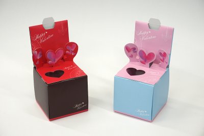 バレンタイン　10cmキューブ型　PoppyBox／ポップアップ／ボックス／お菓子 | 飛び出すパッケージ「PoppyBox」