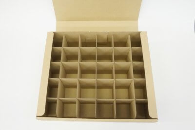 検体用ダンボール　開口時アップ