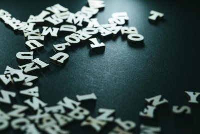 アルファベットのパーツ