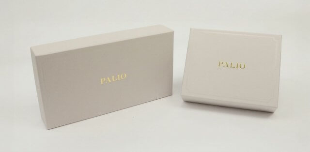 グレーの貼り箱　大と小